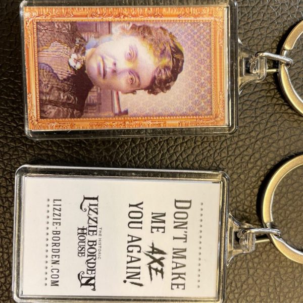 lizzie face key chain